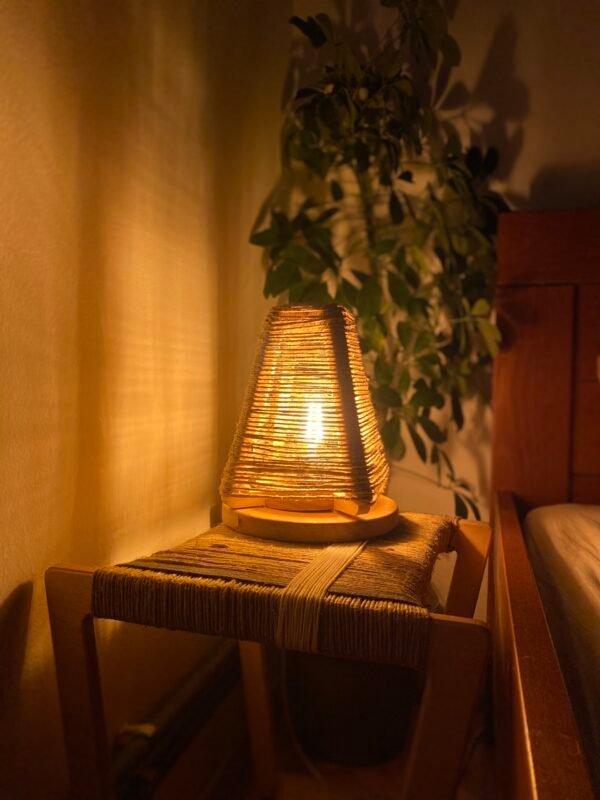 Stona Lampa od Kudelje