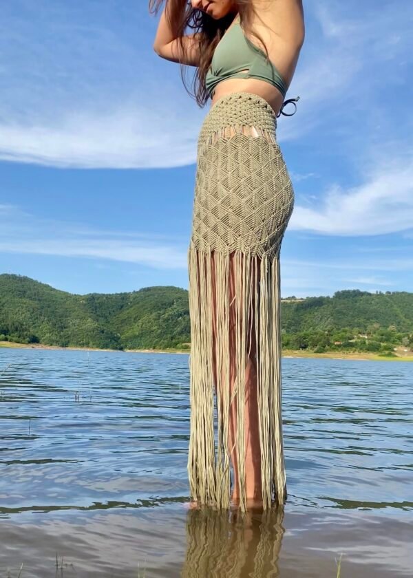 Macrame Suknja sa Dubokim Strukom