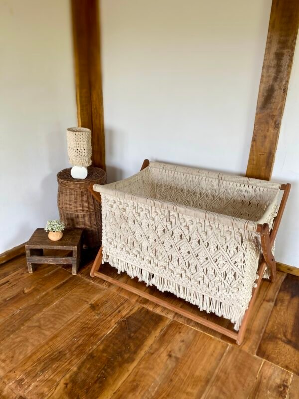 Macrame kolevka / krevetac za bebe